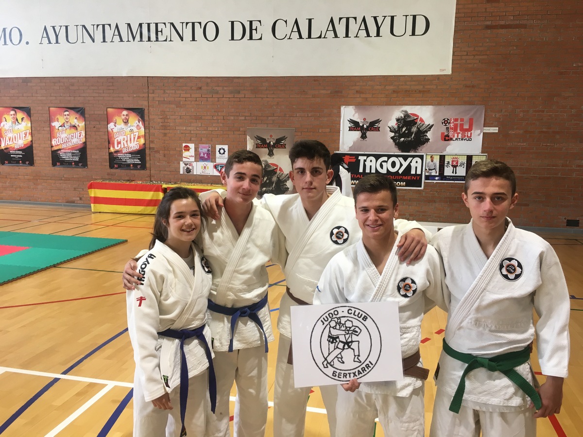 Magn&iacute;fica actuaci&oacute;n de los deportistas Navarros en la Copa Jiu-Jitsu de Arag&oacute;n 07-04-19